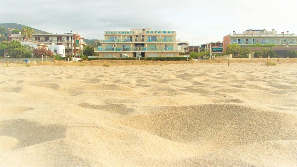 Apartamentos Voramar كاستيلديفيلس المظهر الخارجي الصورة