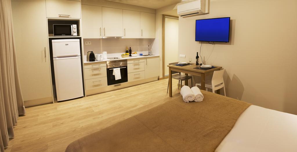 Apartamentos Voramar كاستيلديفيلس المظهر الخارجي الصورة